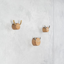 Load image into Gallery viewer, Wall hook DEER | oak wood, brass